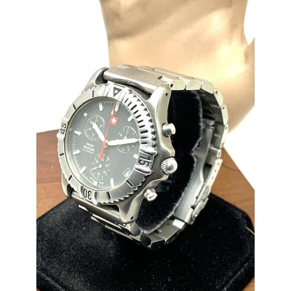 Swiss Military Men's Watch 7874 Gray Dial Quartz Chronograph Titanium Ca… - Picture 2 of 15